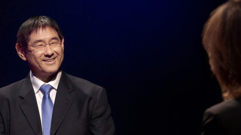 Quant ensenya un professor sense parlar?