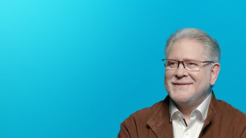 “Agradar a todo el mundo te aleja de ti mismo”