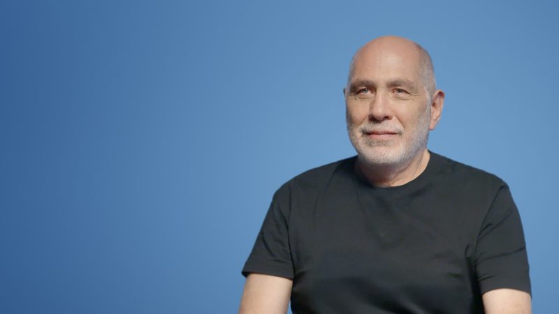 “Escribo sobre la venganza para vacunarnos contra ella”