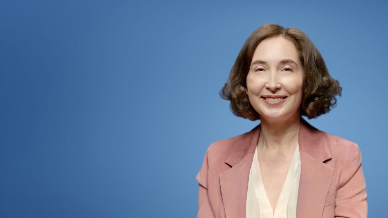 “Ser feliç és viure amb el cor despert”