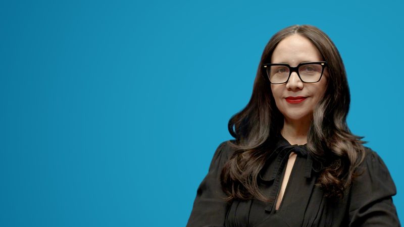 Juan Gabriel, un torbellino de libertad