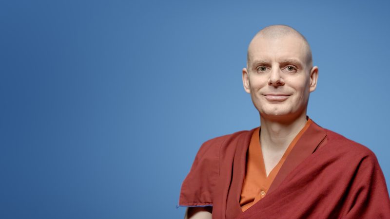 “No nos falta felicidad, nos sobra sufrimiento”