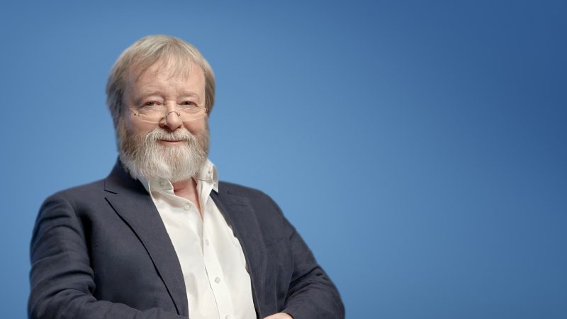 Debemos enseñar a nuestro cerebro a escuchar al otro